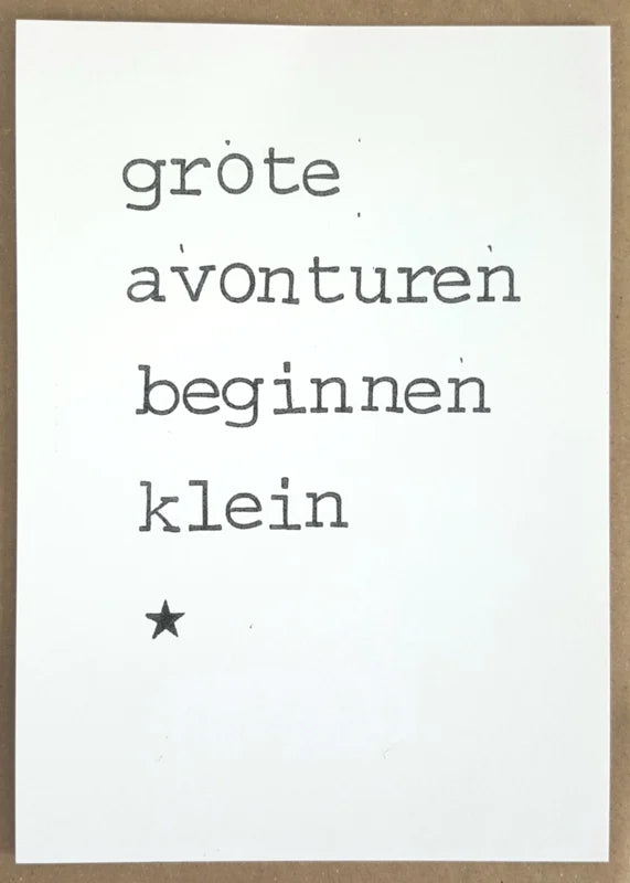 By Mar - Postkaarten 'Grote avonturen beginnen klein'