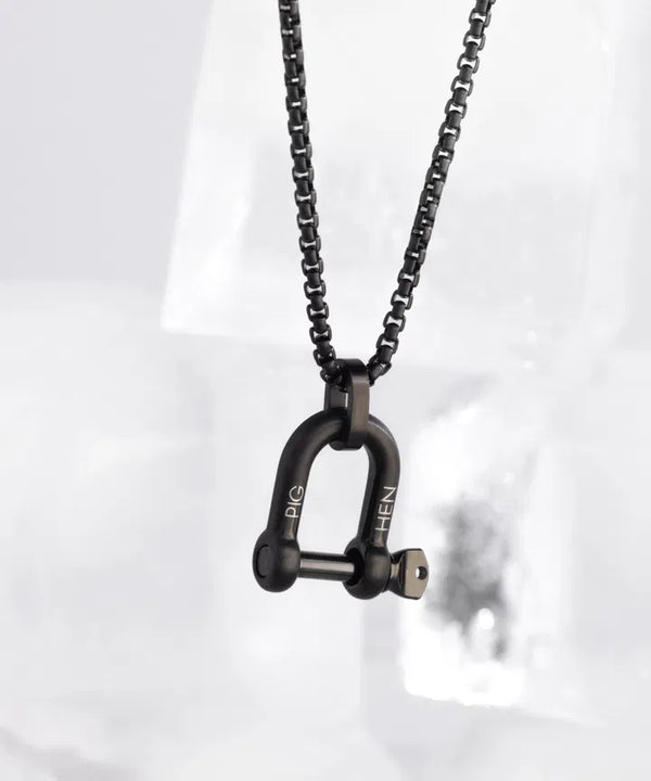 Pig & Hen - Necklace 'D-shackle'